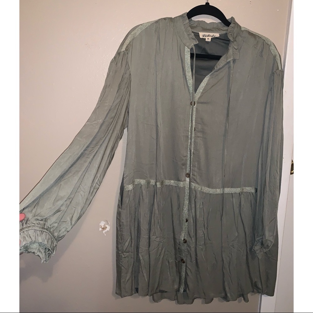 Listicle dress